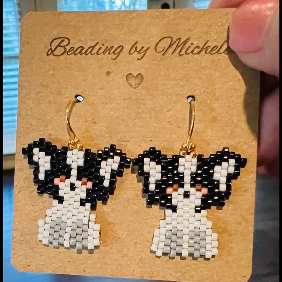 Papillon dog earrings cute dog gift for groomer dog sitter seed bead beaded - Picture 3 of 4